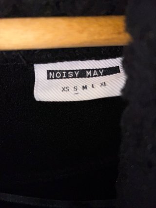 Chaqueta negra de borreguito con capucha Talla S