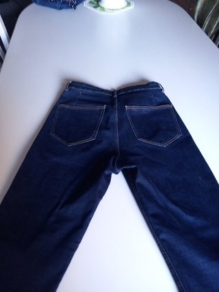 Pantalón vaquero azul Zara