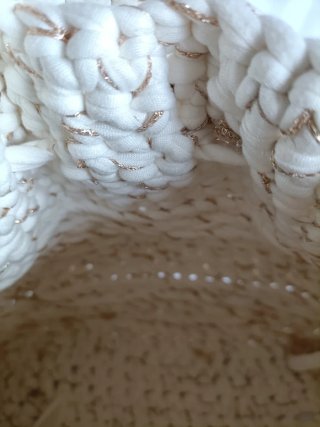Borsetta a mano. Handmade
