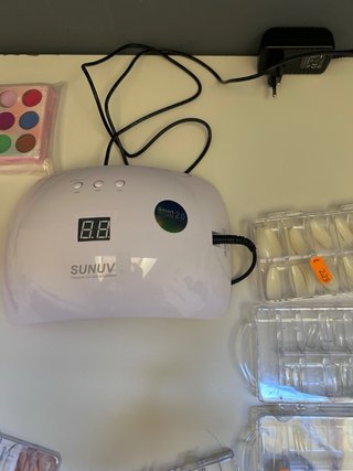 Lámpara LED Uñas Sunuv + Accesorios