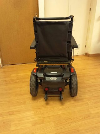 Silla de ruedas eléctrica Quickie Q200