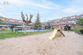 Dúplex en venta en Sevilla la Nueva
