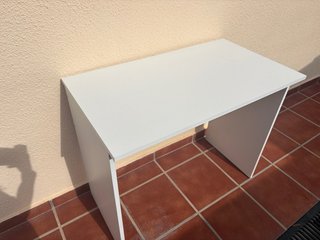 Escritorio pequeño blanco