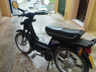 Vespin NLX Negra Documentada Matrícula Amarilla