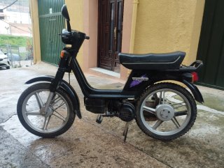 Vespin NLX Negra Documentada Matrícula Amarilla