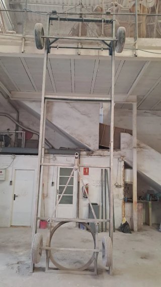 Plataforma de carga 580 (largo) x 150 (ancho)