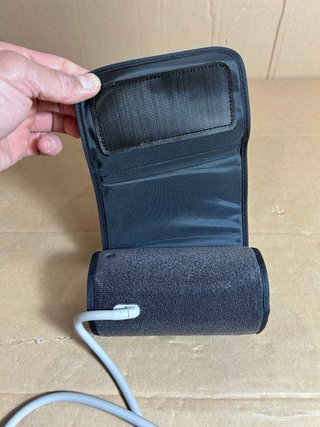 Tensiómetro brazo automático OMRON X3 Comfort AFib