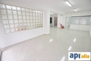 Local comercial en alquiler en Peramàs en Mataró
