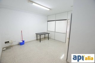 Local comercial en alquiler en Peramàs en Mataró