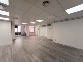 Oficina en alquiler en La Nova Esquerra de l'Eixample en Barcelona