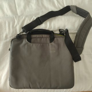 Maletín portátil Case Logic 13.3