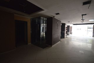 Local comercial en alquiler en Ensanche en Coruña (A)