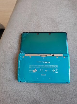 Nintendo 3DS Blu e Nero senza caricatore
