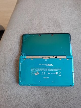Nintendo 3DS Blu e Nero senza caricatore