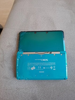 Nintendo 3DS Blu e Nero senza caricatore