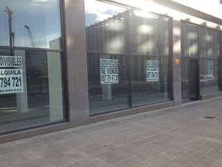 Local comercial en alquiler en San Pedro de Deusto-La Ribera en Bilbao