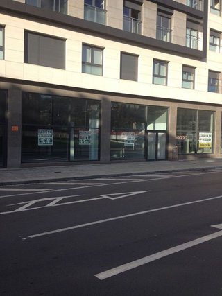 Local comercial en alquiler en San Pedro de Deusto-La Ribera en Bilbao
