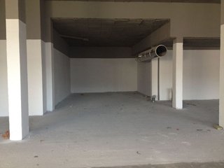 Local comercial en alquiler en San Pedro de Deusto-La Ribera en Bilbao