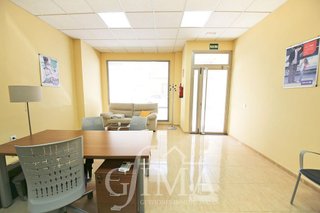 Local comercial en alquiler en Tomelloso
