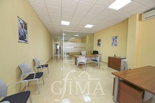 Local comercial en alquiler en Tomelloso