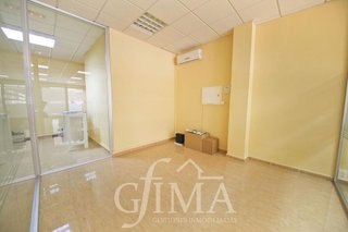 Local comercial en alquiler en Tomelloso