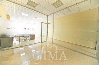 Local comercial en alquiler en Tomelloso