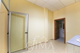 Local comercial en alquiler en Tomelloso