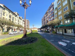 Local comercial en alquiler en Centro en Torrelavega
