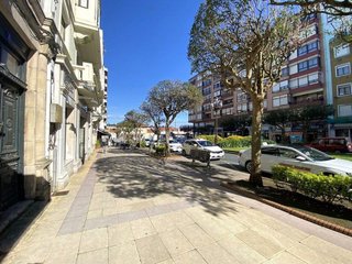 Local comercial en alquiler en Centro en Torrelavega