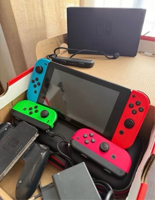 Nintendo Switch con accesorios