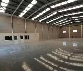 Nave industrial en alquiler en Monserrat