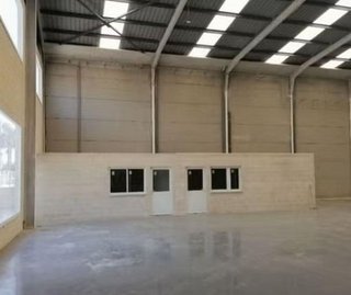 Nave industrial en alquiler en Monserrat
