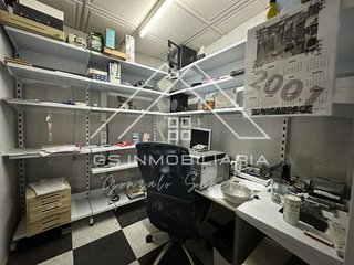Local comercial en alquiler en Lucena