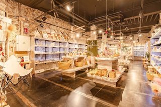 Local comercial en alquiler en Trafalgar en Madrid