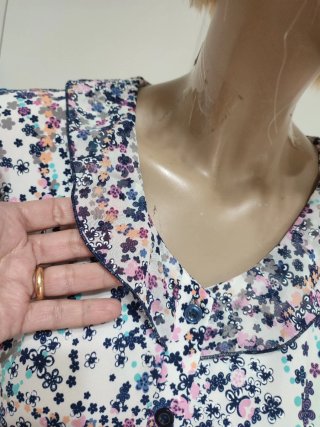 Maglia fantasia floreale tg L