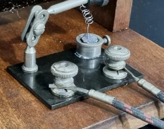 Radio Antigua. Radio de Galena con auriculares