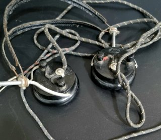 Radio Antigua. Radio de Galena con auriculares