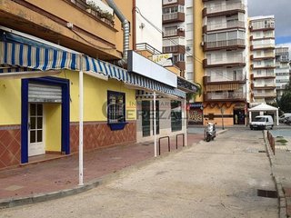 Local comercial en venta en Poniente-Faro en Vélez-Málaga