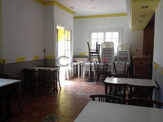 Local comercial en venta en Poniente-Faro en Vélez-Málaga