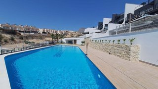 Piso en venta en Cala de Finestrat en Finestrat