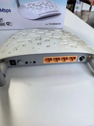 Modem Router TP-LINK ADSL2+ Wireless N