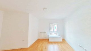 Dúplex en venta en Valdeacederas en Madrid