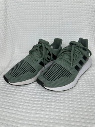 Zapatillas Adidas Swift Run Verde Talla 40