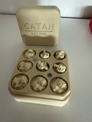 Caja para figuras del juego Catan