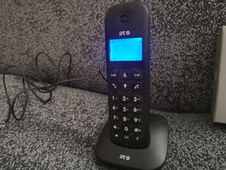 Teléfono Fijo inalámbrico con pantalla iluminada