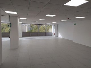 Oficina en alquiler en Coll Favà - Can Magí en Sant Cugat del Vallès