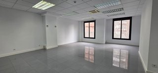 Oficina en alquiler en La Maternitat i Sant Ramon en Barcelona