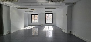 Oficina en alquiler en La Maternitat i Sant Ramon en Barcelona
