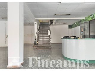 Local comercial en alquiler en Gràcia en Sabadell