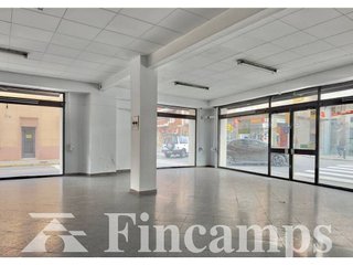 Local comercial en alquiler en Gràcia en Sabadell
